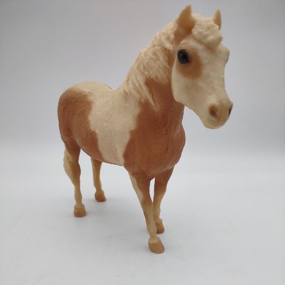 Breyer #20 Misty of Chincoteague Palomino Pinto - Picture 1 of 7